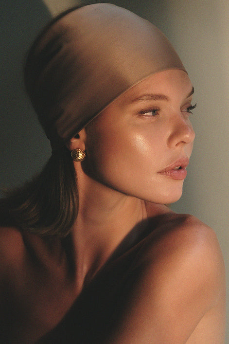 Dunia Stud Earrings