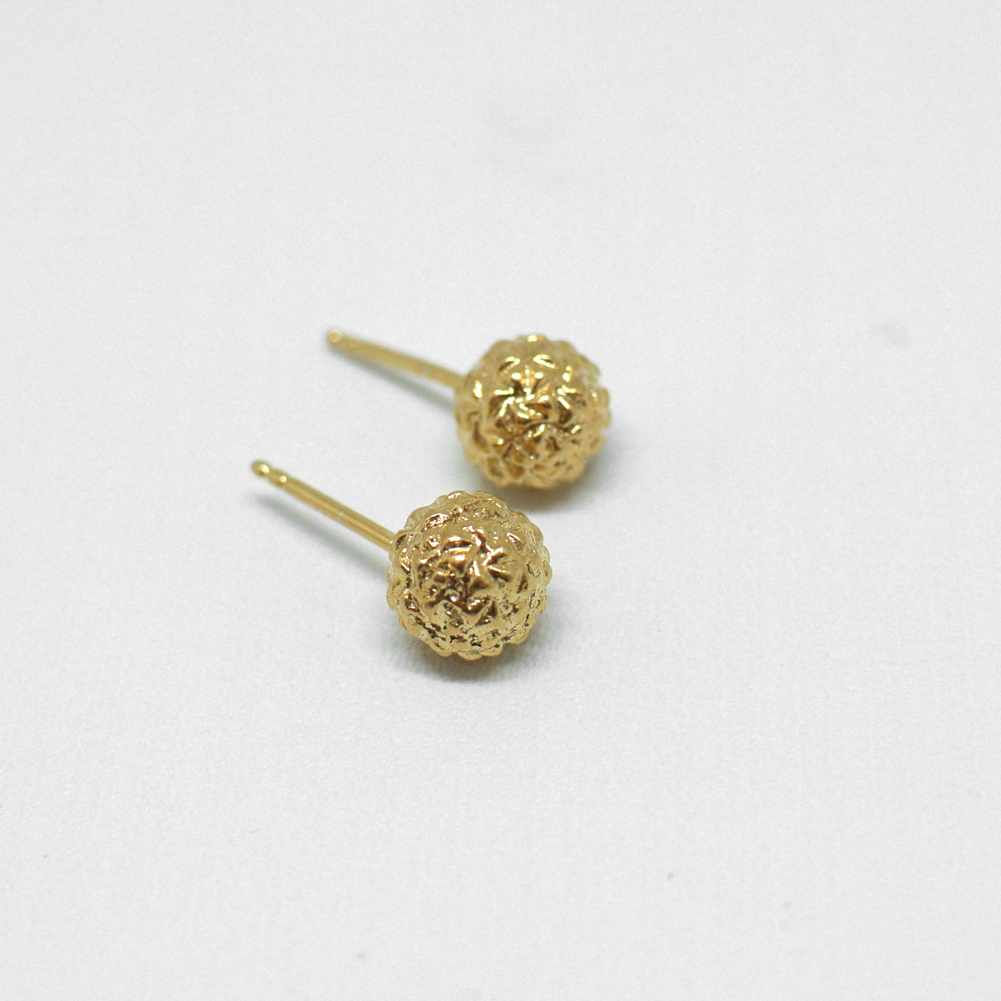 Alpha Studs